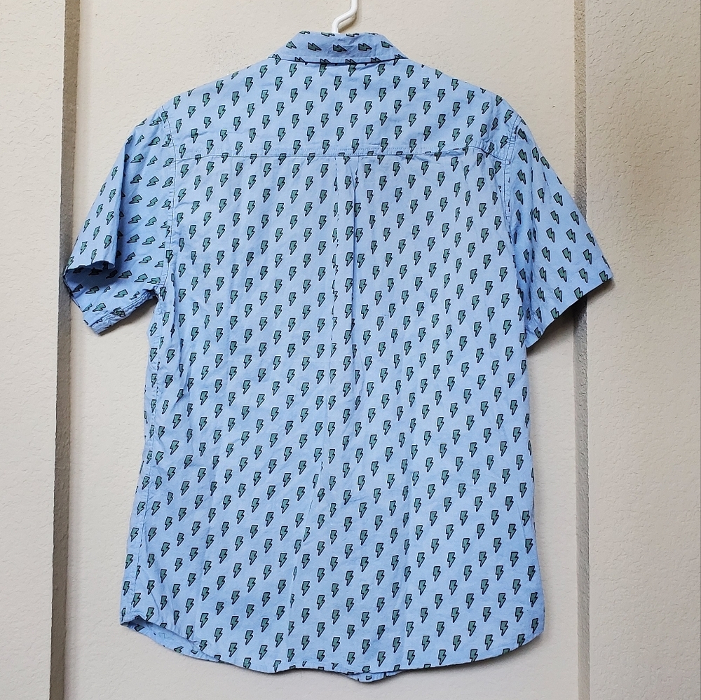 Retreat Button Front Shirt. Size Large - Picture 3 of 6
